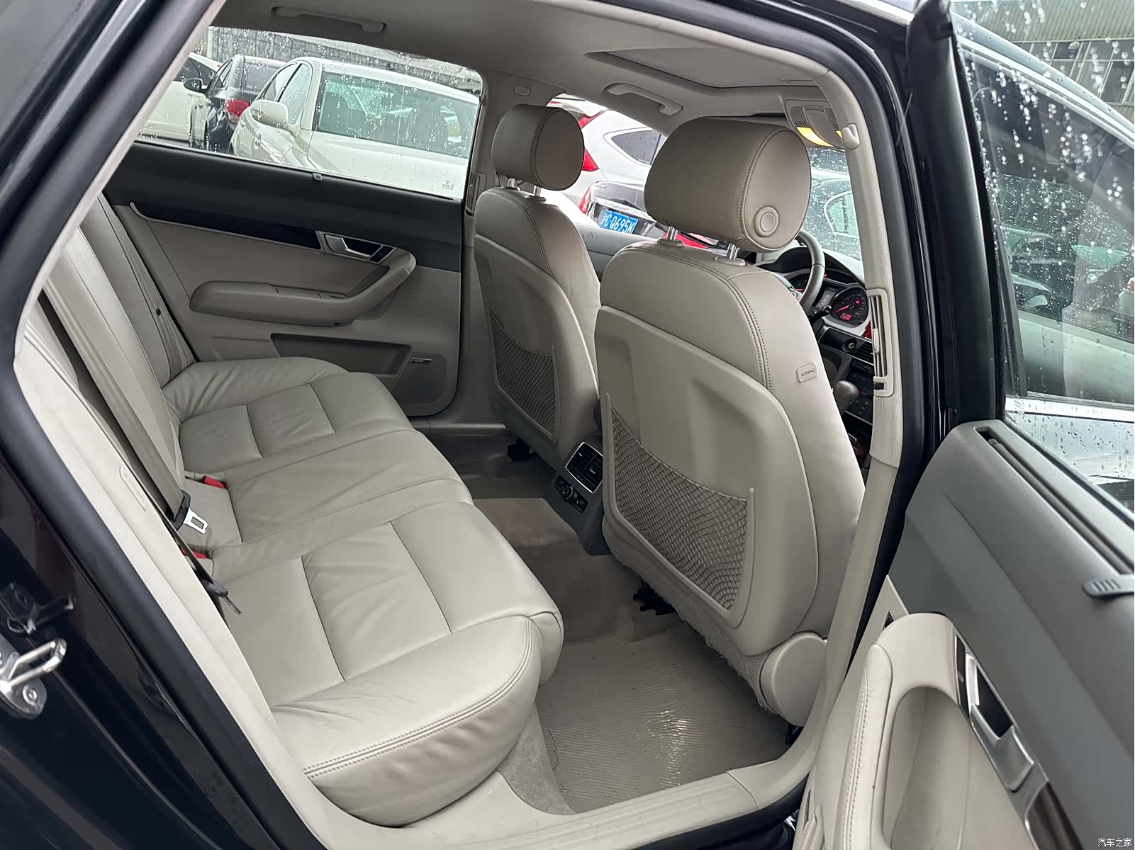Audi A6L, 2010 7