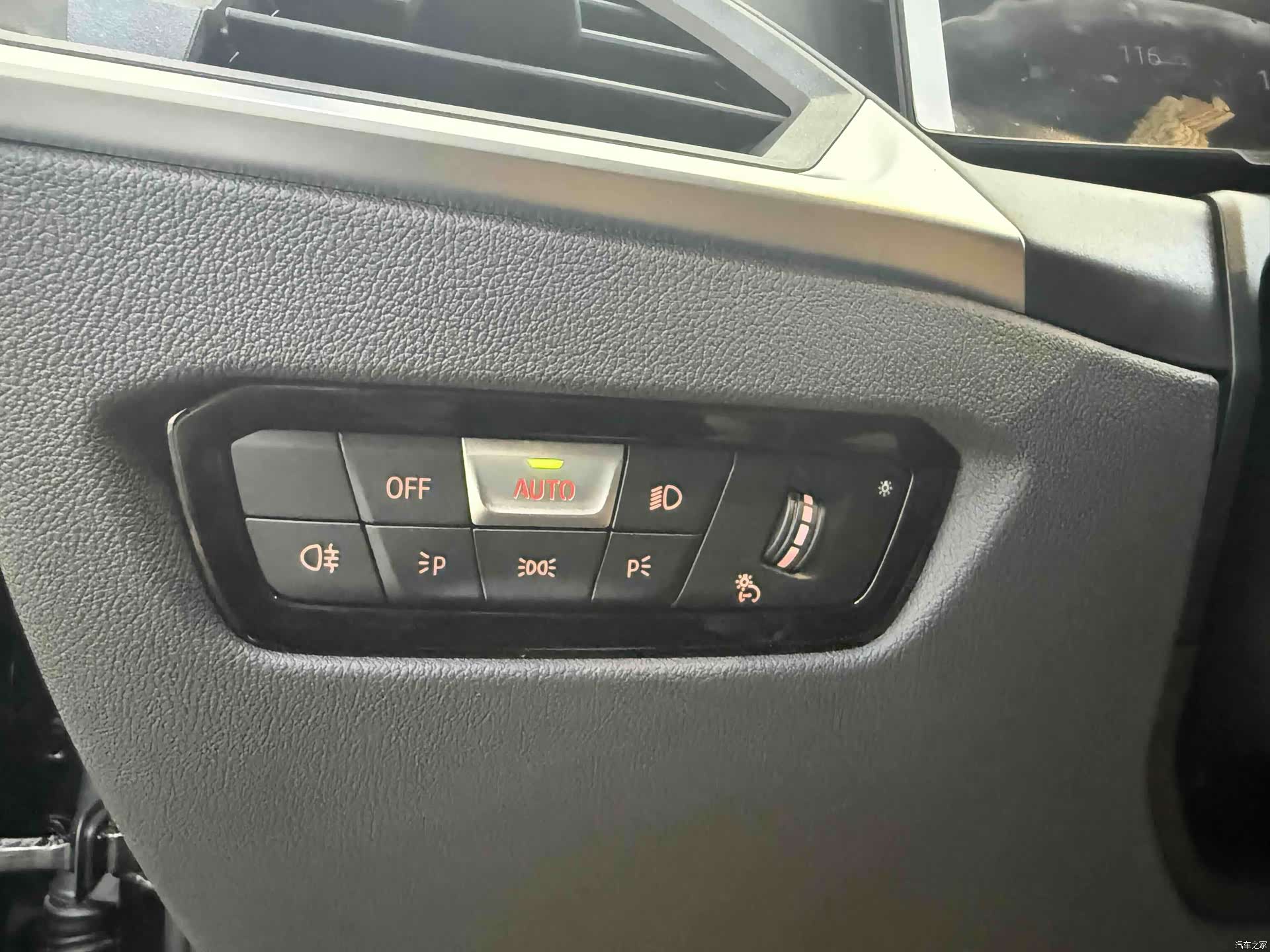 BMW 3 Series, 2023 10