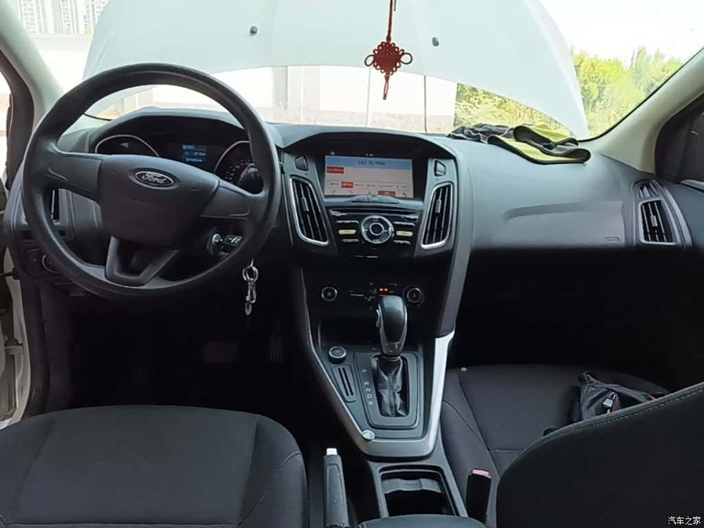 Ford Focus, 2017 10