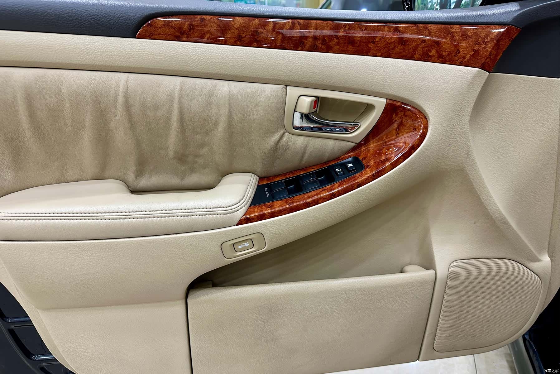 Toyota Crown, 2007 19