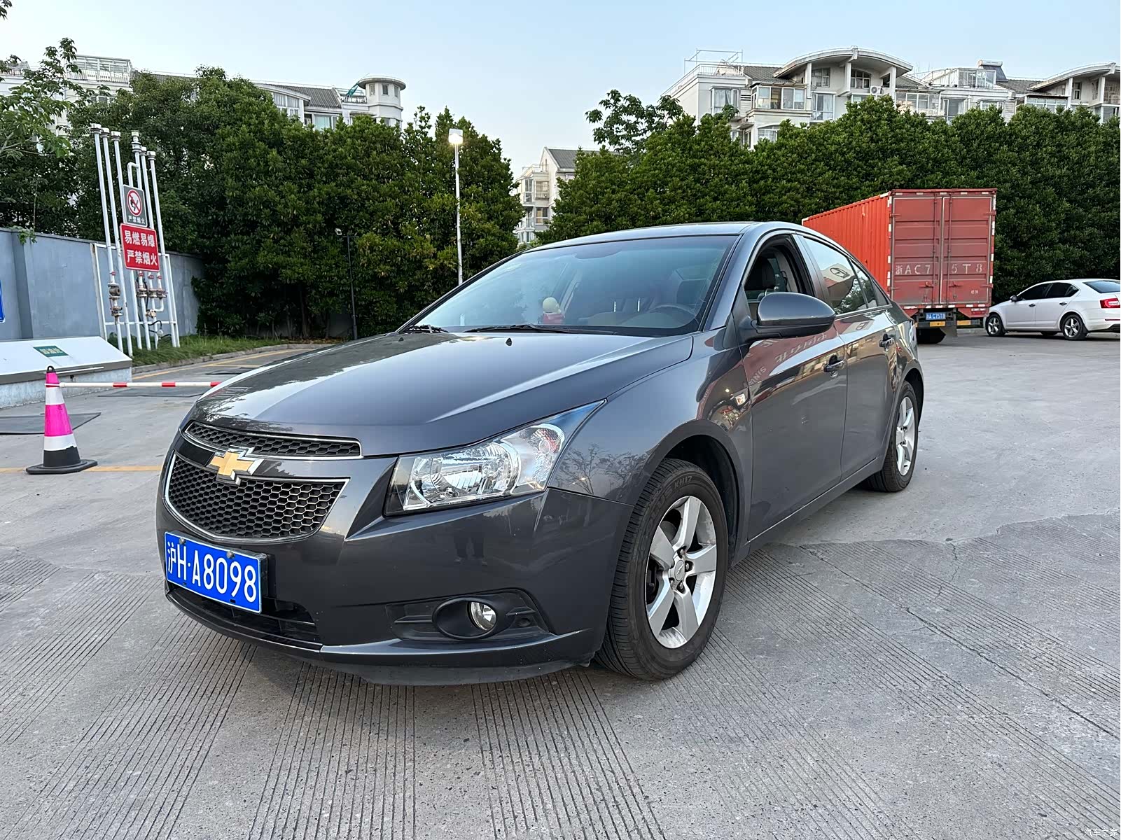 Chevrolet SL
