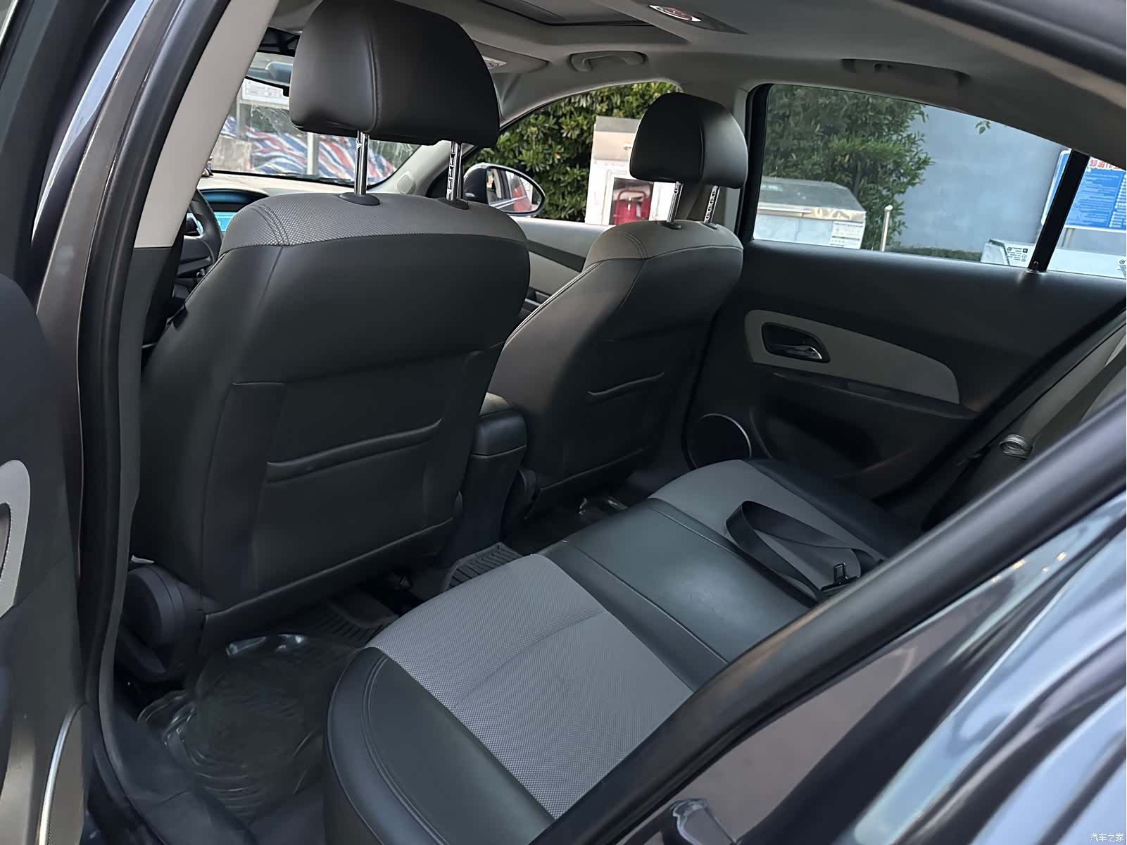 Chevrolet SL, 2009 8