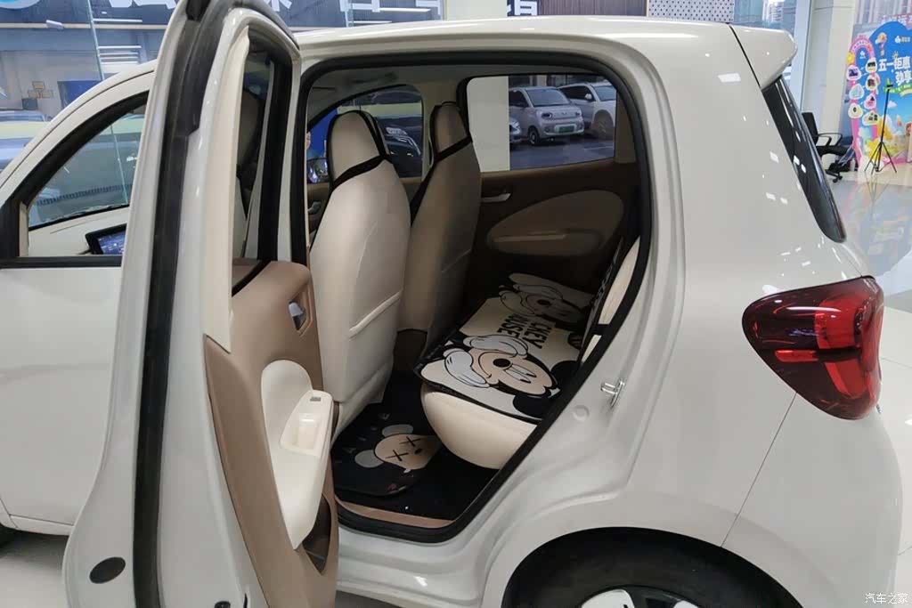 Wuling MINIEV, 2025 11