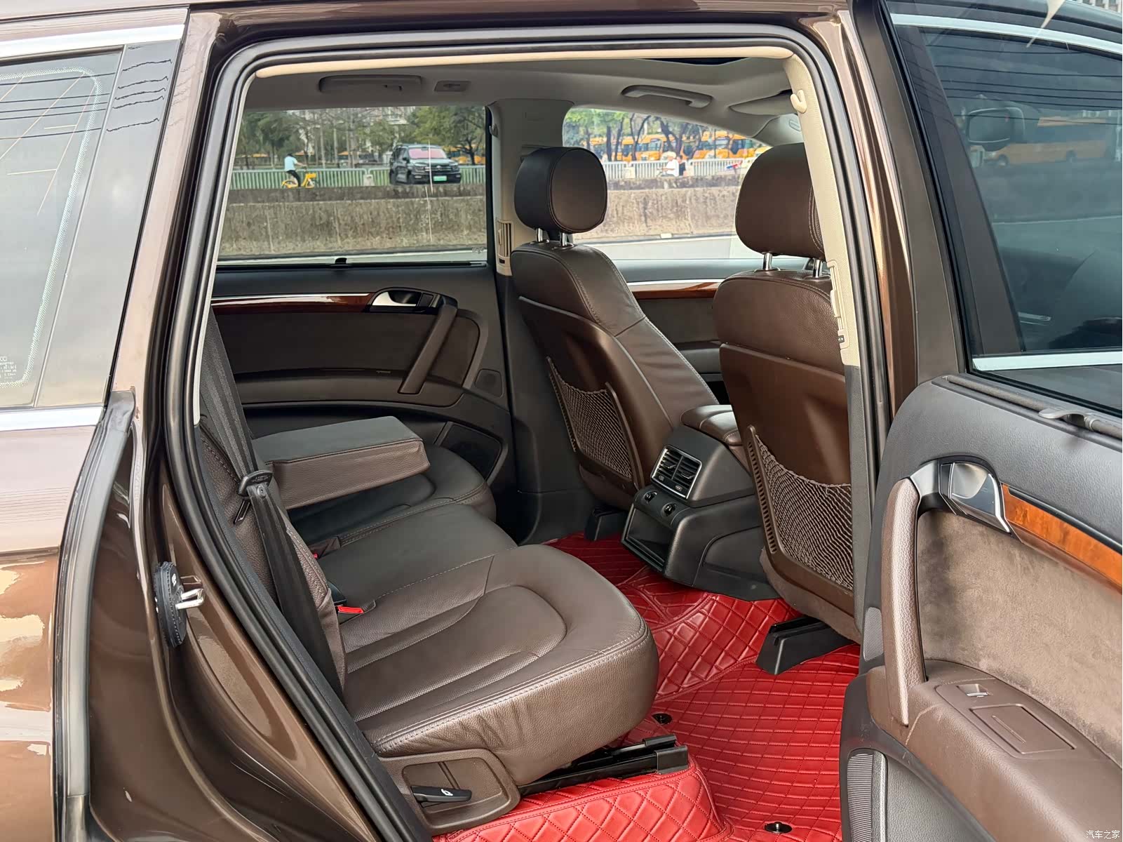 Audi Q7, 2015 13