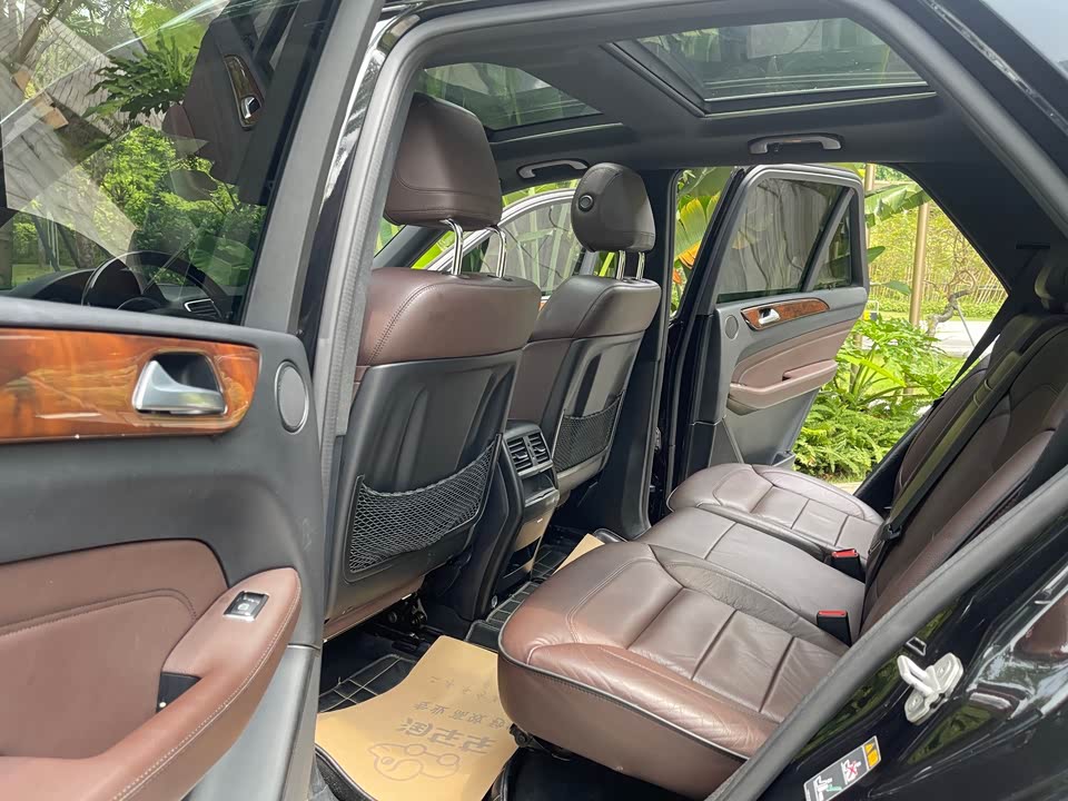 Mercedes-Benz M class