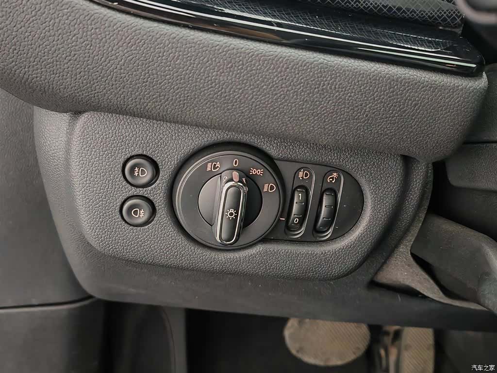Mini Clubman, 2023 21