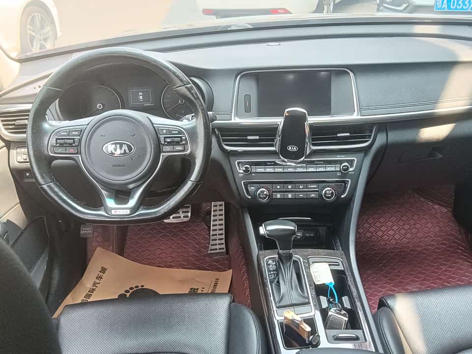Kia K5