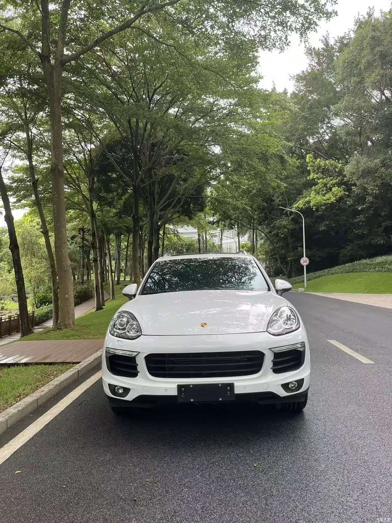 Porsche Cayenne, 2016 2