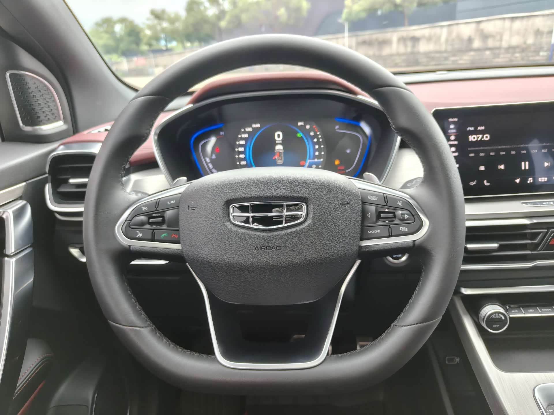 Geely Coolray, 2020 6