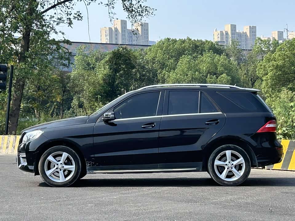 Mercedes-Benz M class