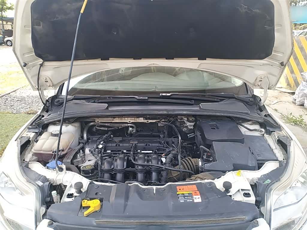Ford Focus, 2015 20