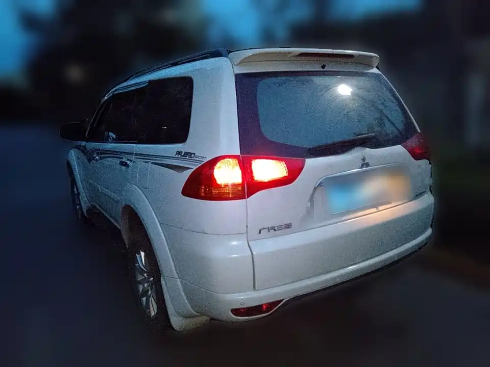 Mitsubishi Pajero Jinchang