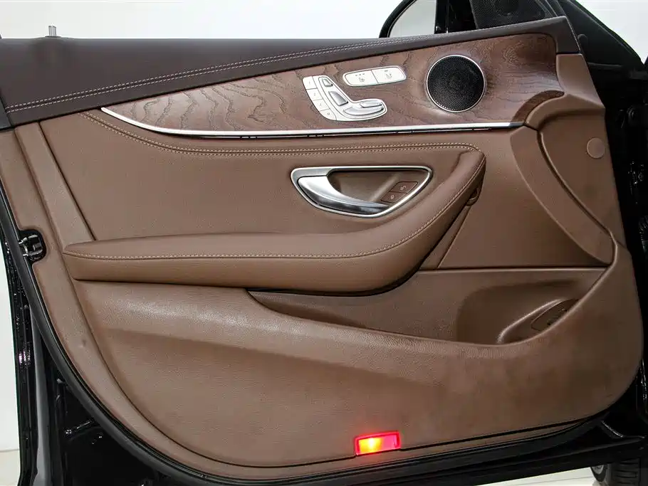 Mercedes-Benz E-class Mercedes-Benz E-class