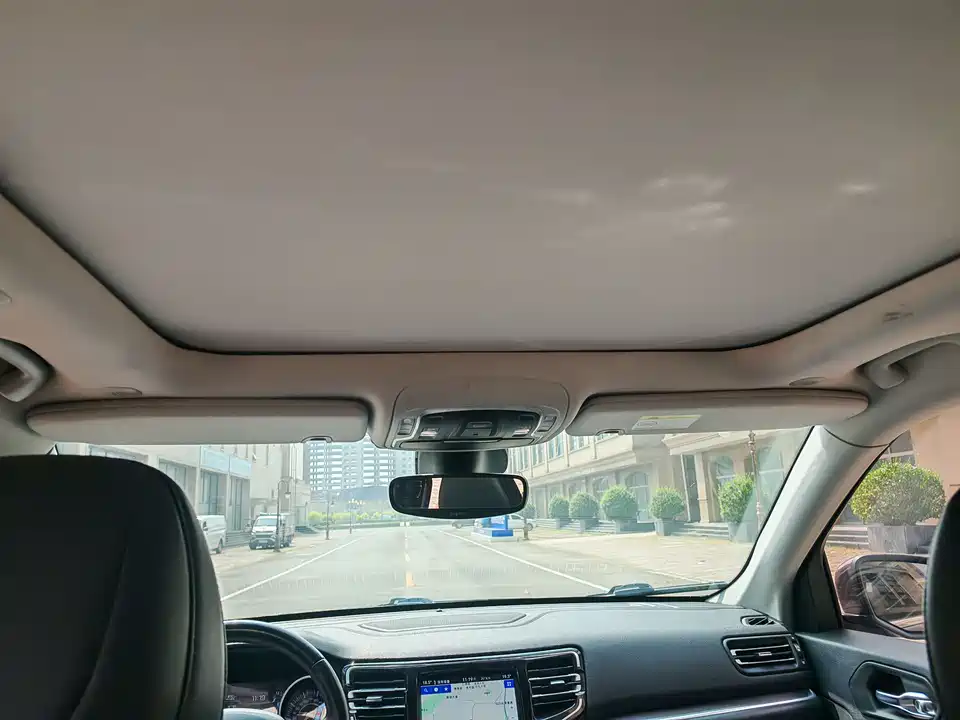 Jeep Grand Commander