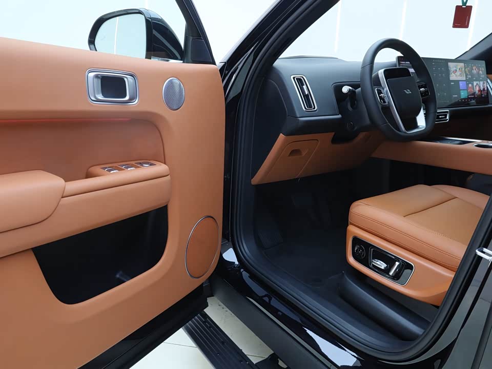Li Auto Ideal L8