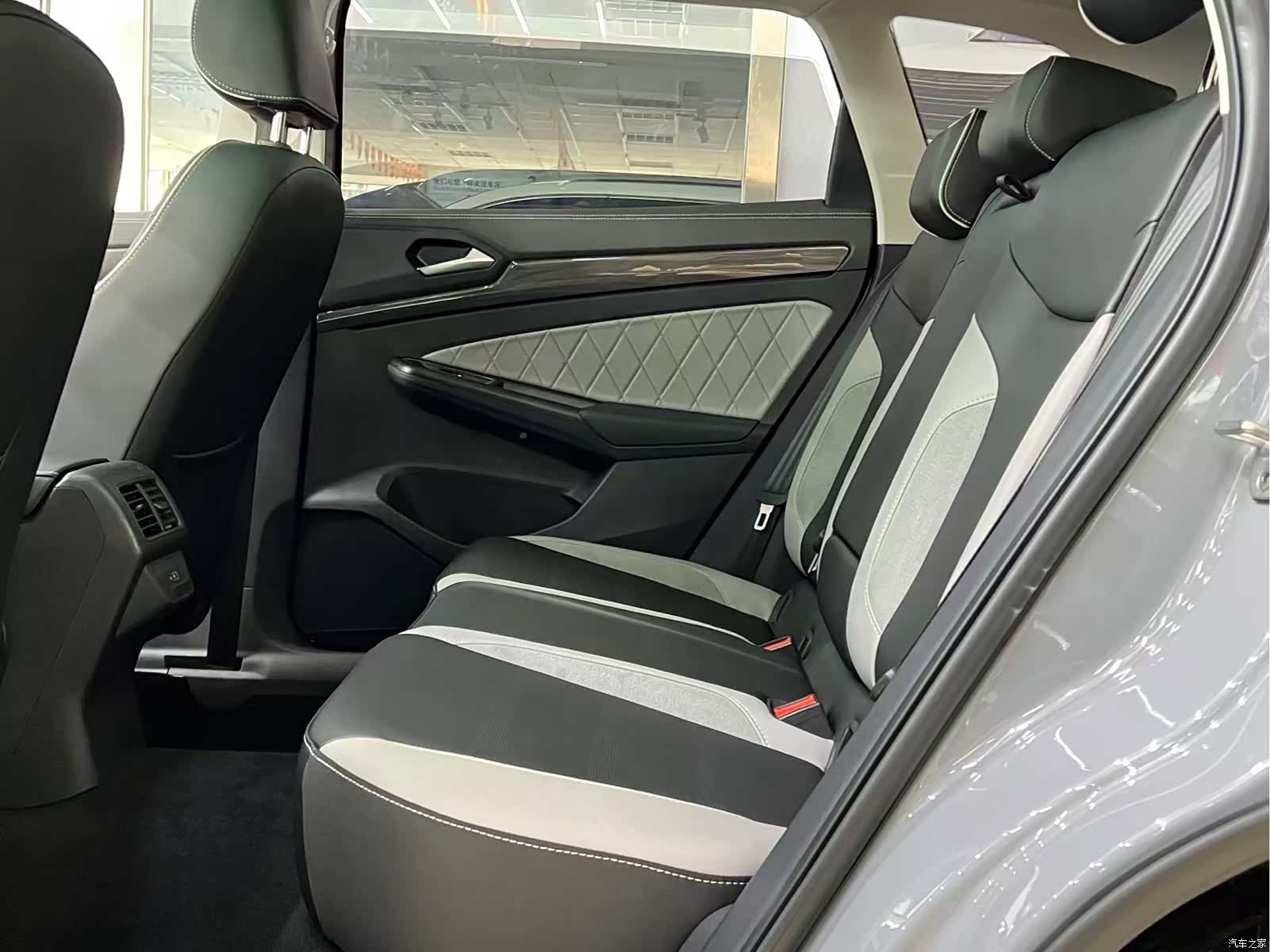 Volkswagen VS7, 2023 8