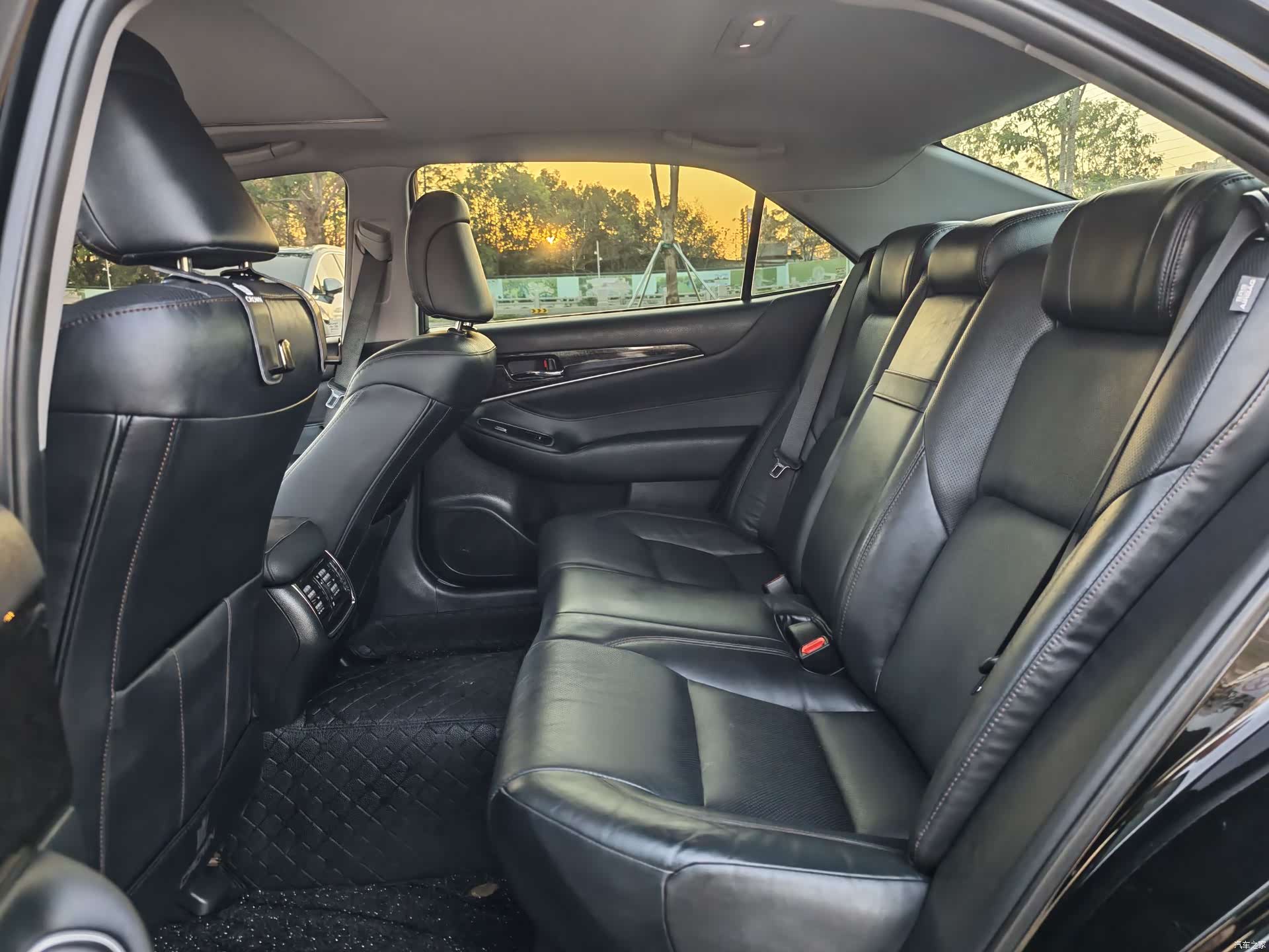 Toyota Crown, 2019 17