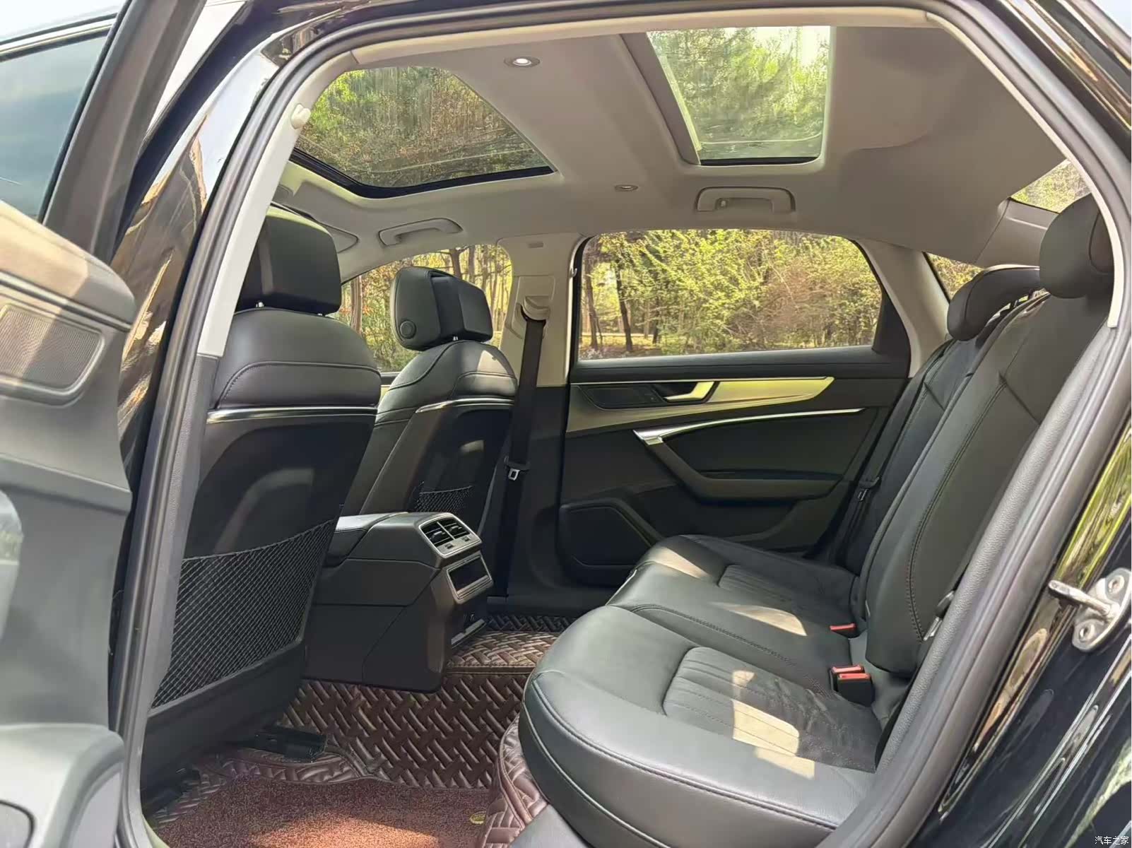 Audi A6L, 2021 все фото
