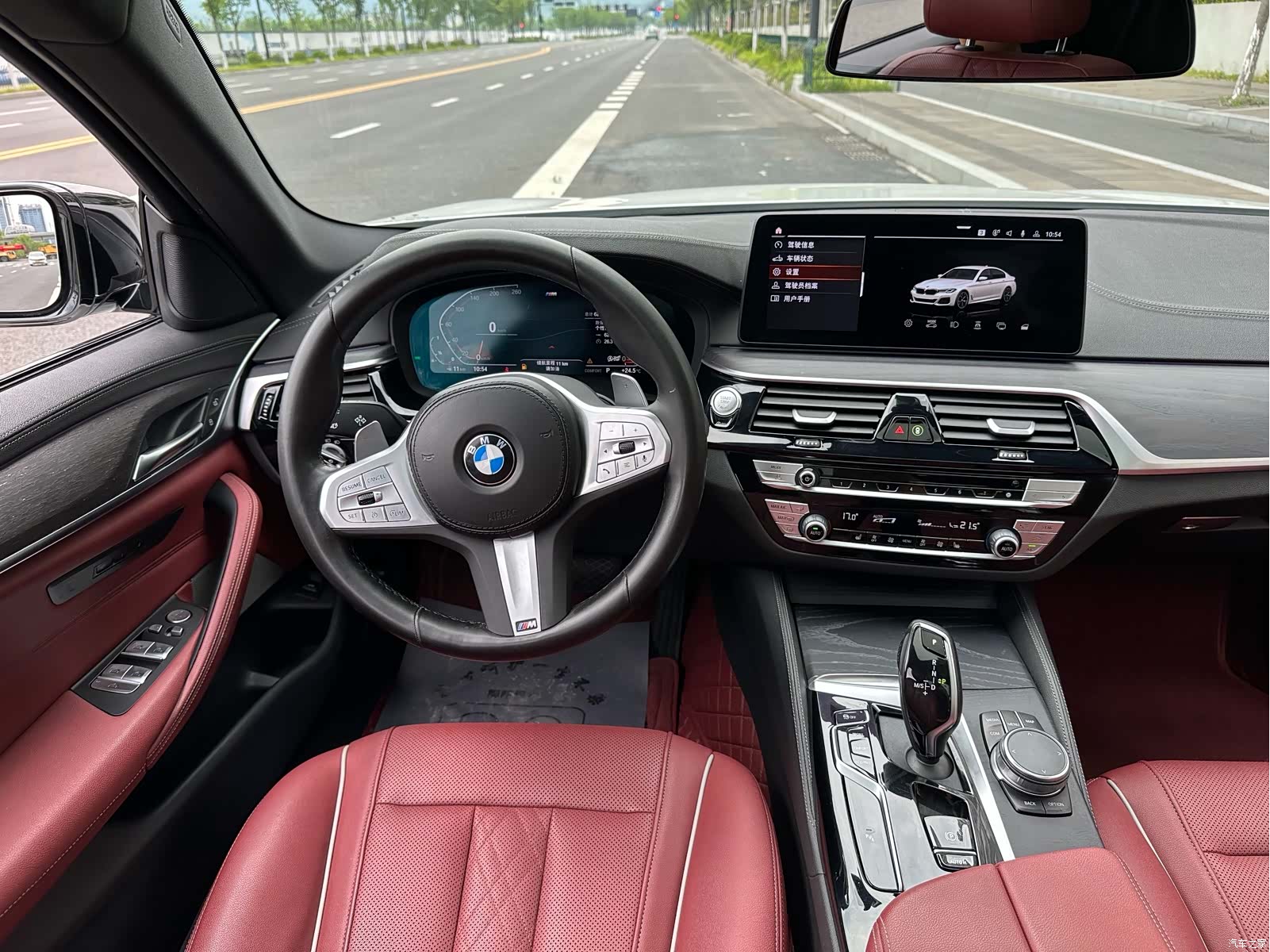 BMW 5 Series, 2022 15