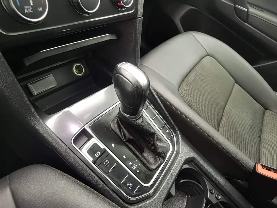 Volkswagen Golf*Jiayu