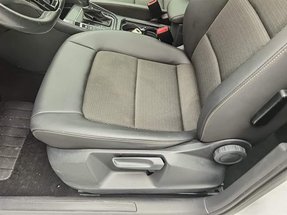 Volkswagen Golf*Jiayu