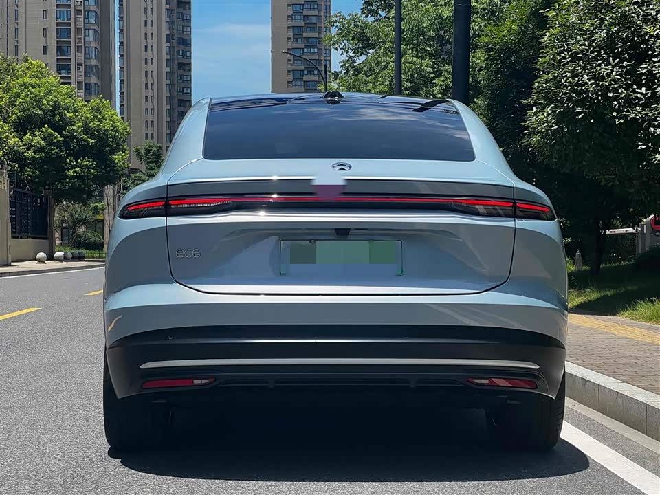 NIO EC6