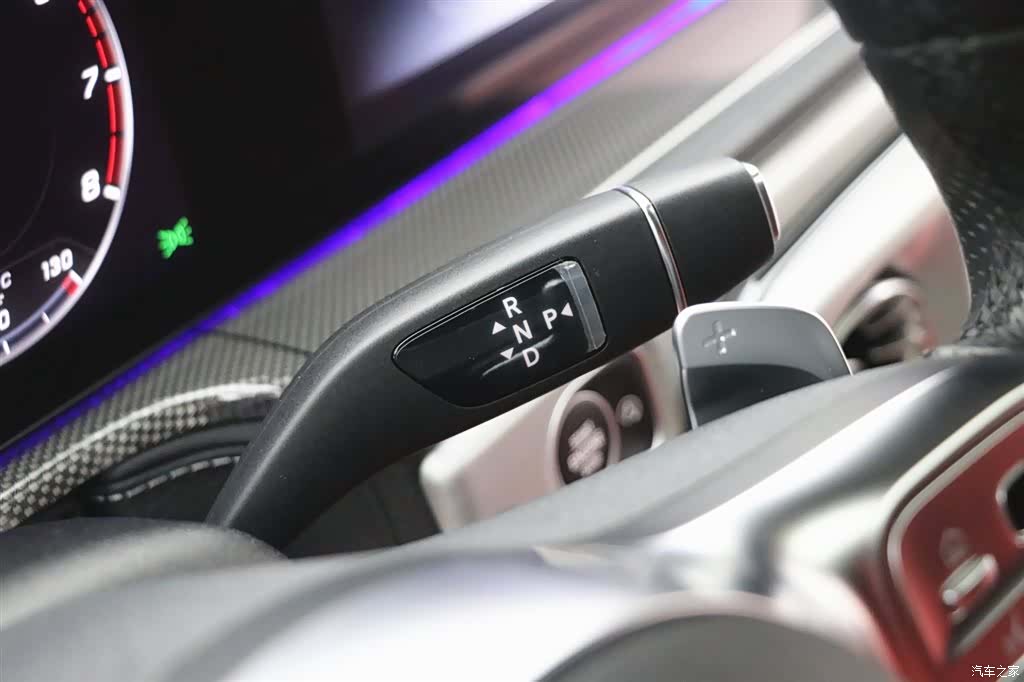 Mercedes-Benz G-Class, 2023 13