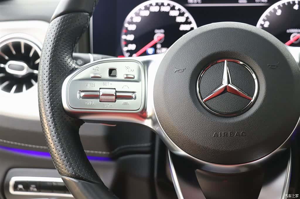 Mercedes-Benz G-Class, 2023 17