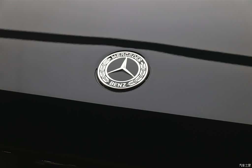 Mercedes-Benz G-Class, 2023 28