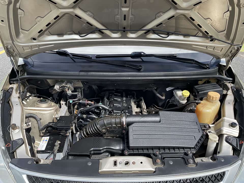 Wuling Wuling Rongguang V