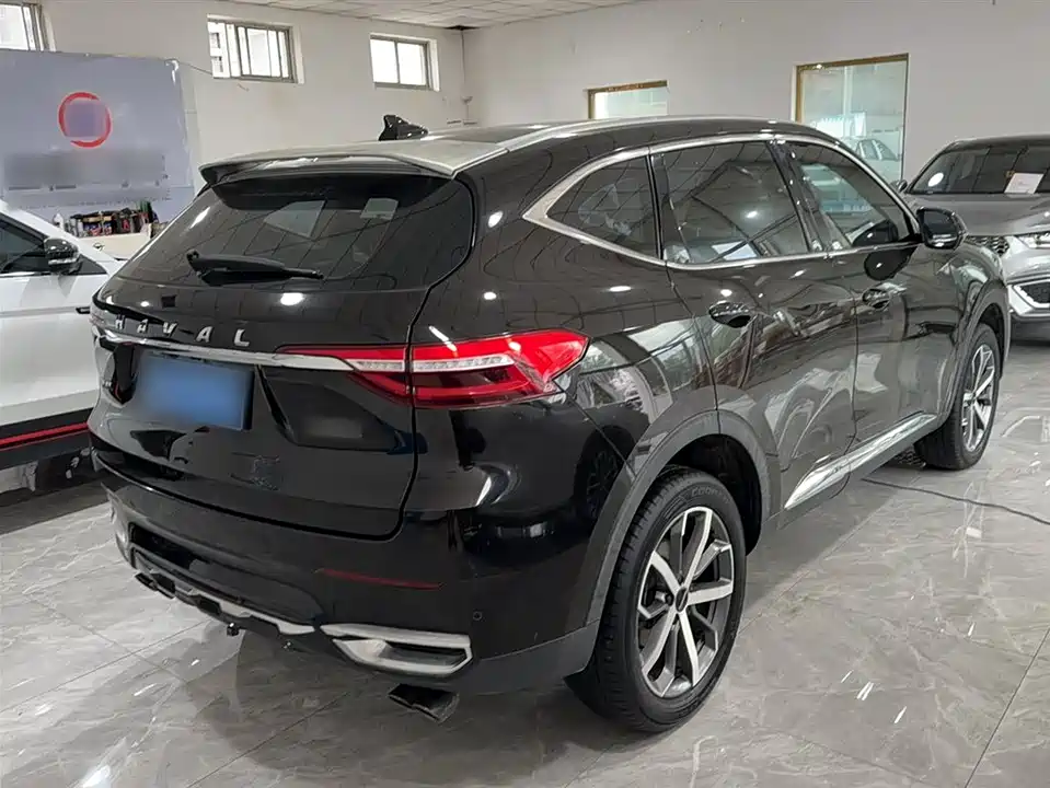 Haval F7