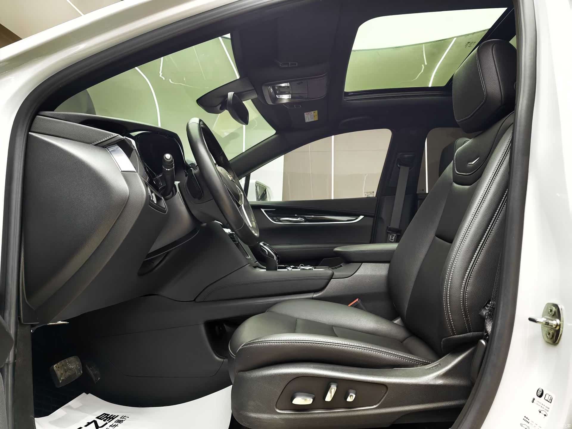 Cadillac XT5, 2023 8