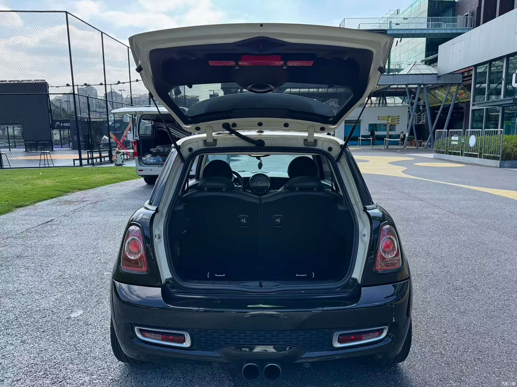 Mini Cooper, 2012 8