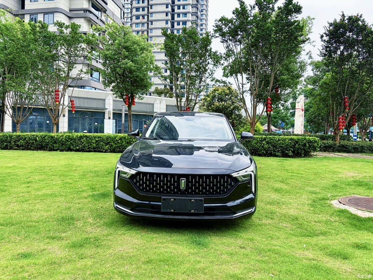 Bestune B70, 2022 2