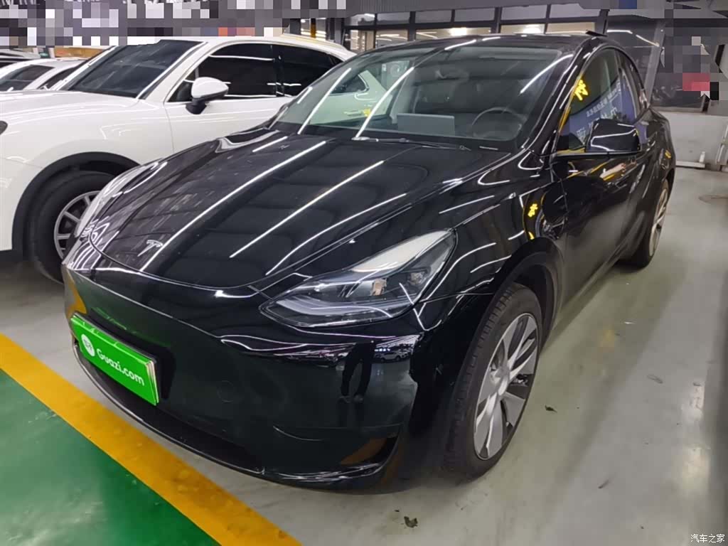 Tesla Model Y, 2023 2