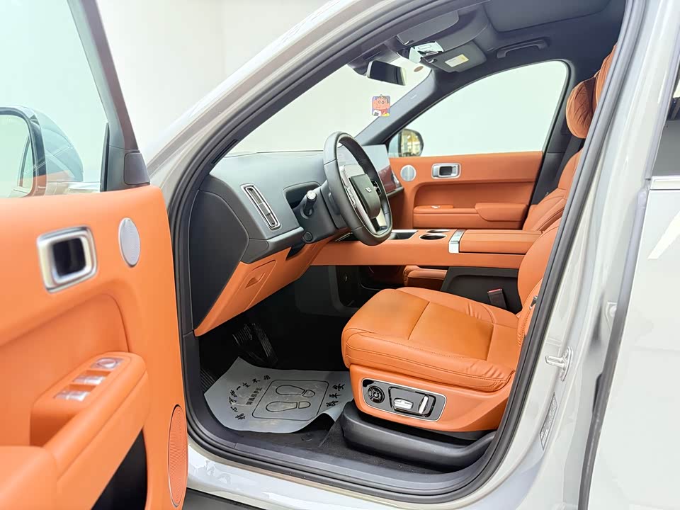 Li Auto Ideal L8
