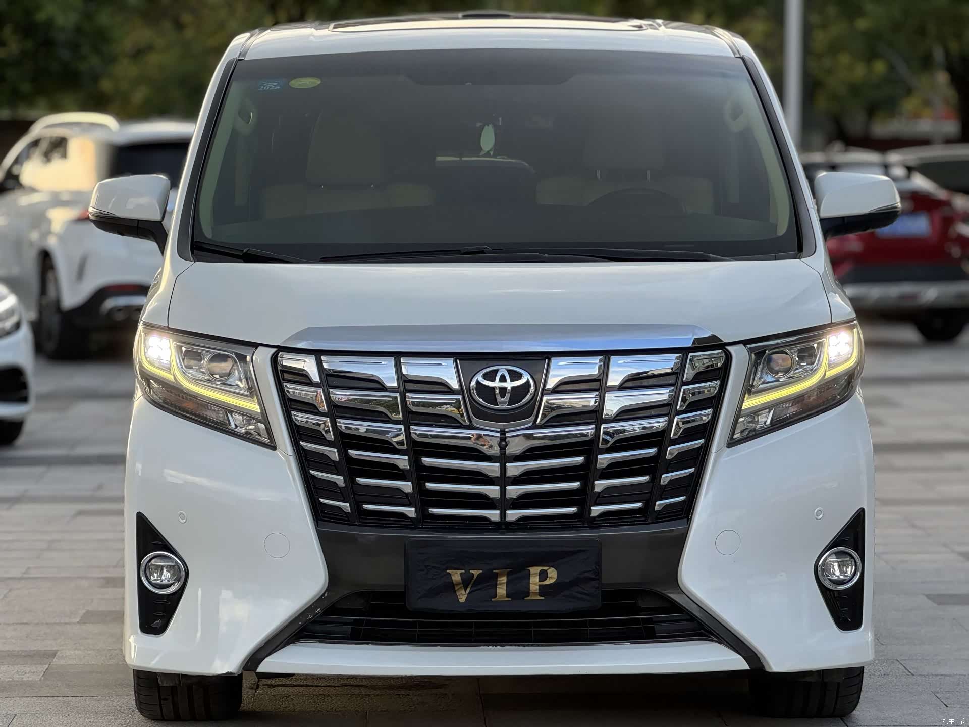 Toyota Alphard, 2017 2