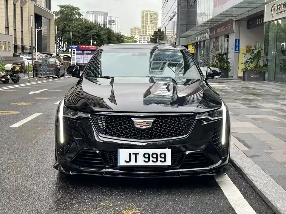 Cadillac CT4
