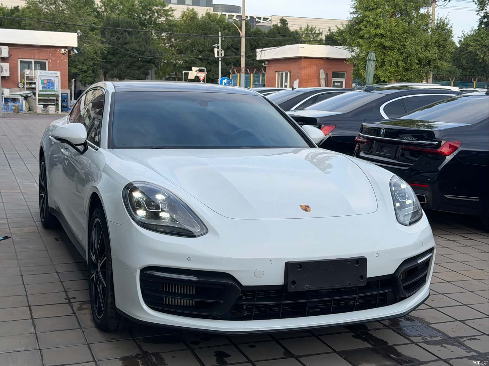 Porsche Panamera, 2023 3
