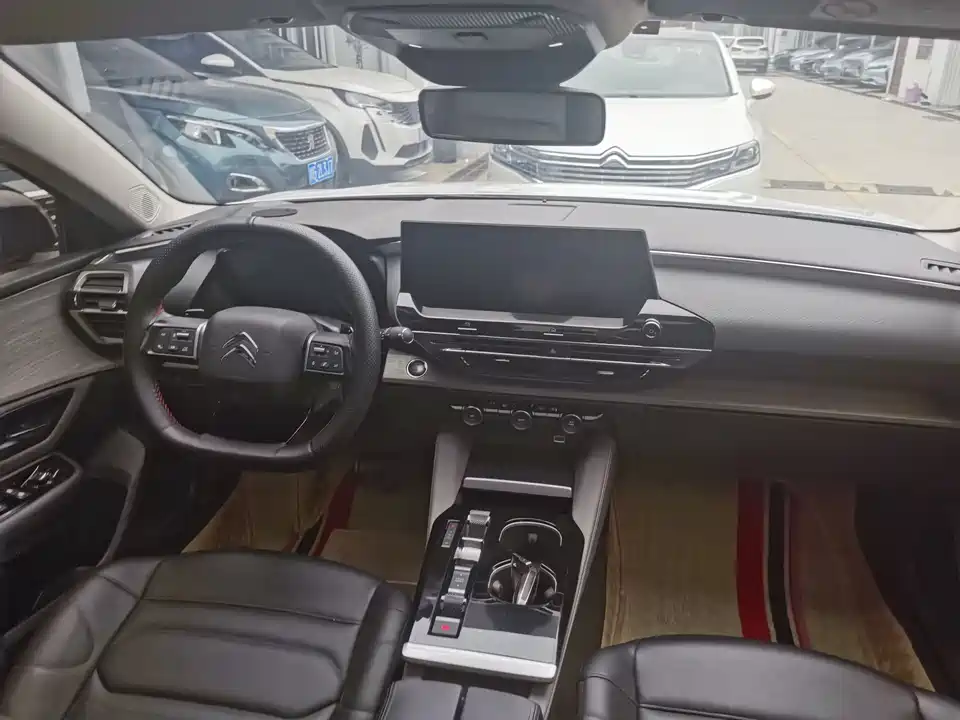 Citroen Versailles C5 X