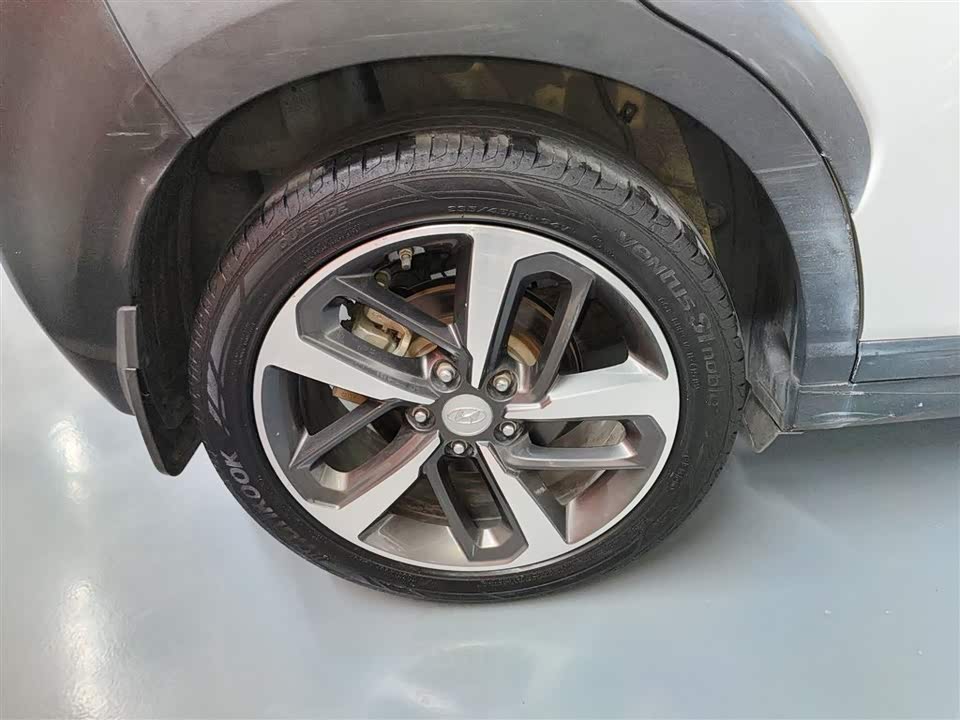 Hyundai ENCINO