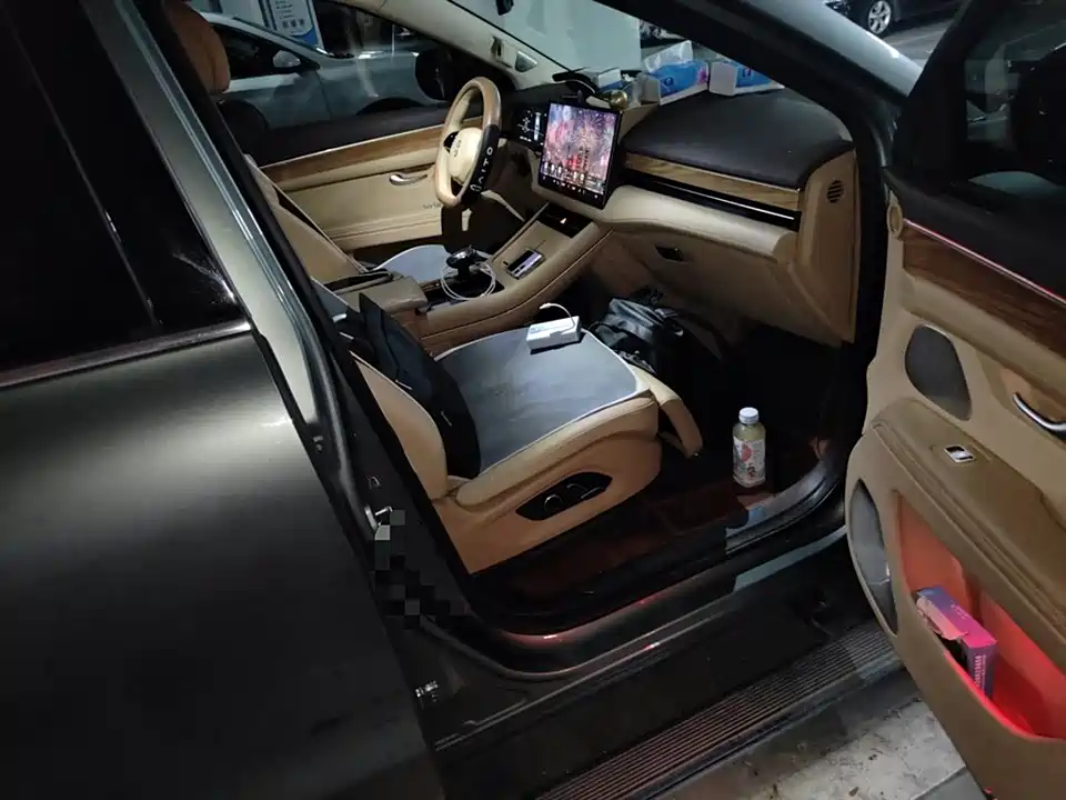 HarmonyOS Ask the world M7