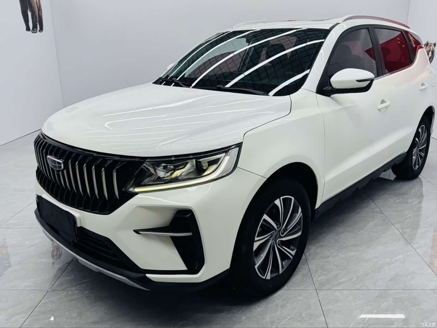 Geely X6, 2022 1