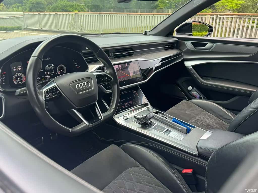 Audi A6L, 2022 4