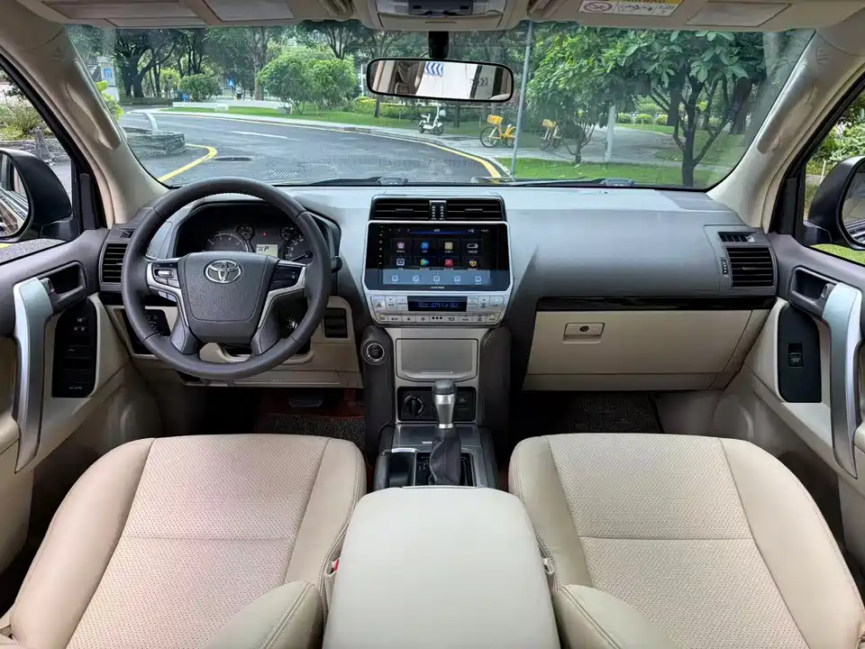 Toyota Prado