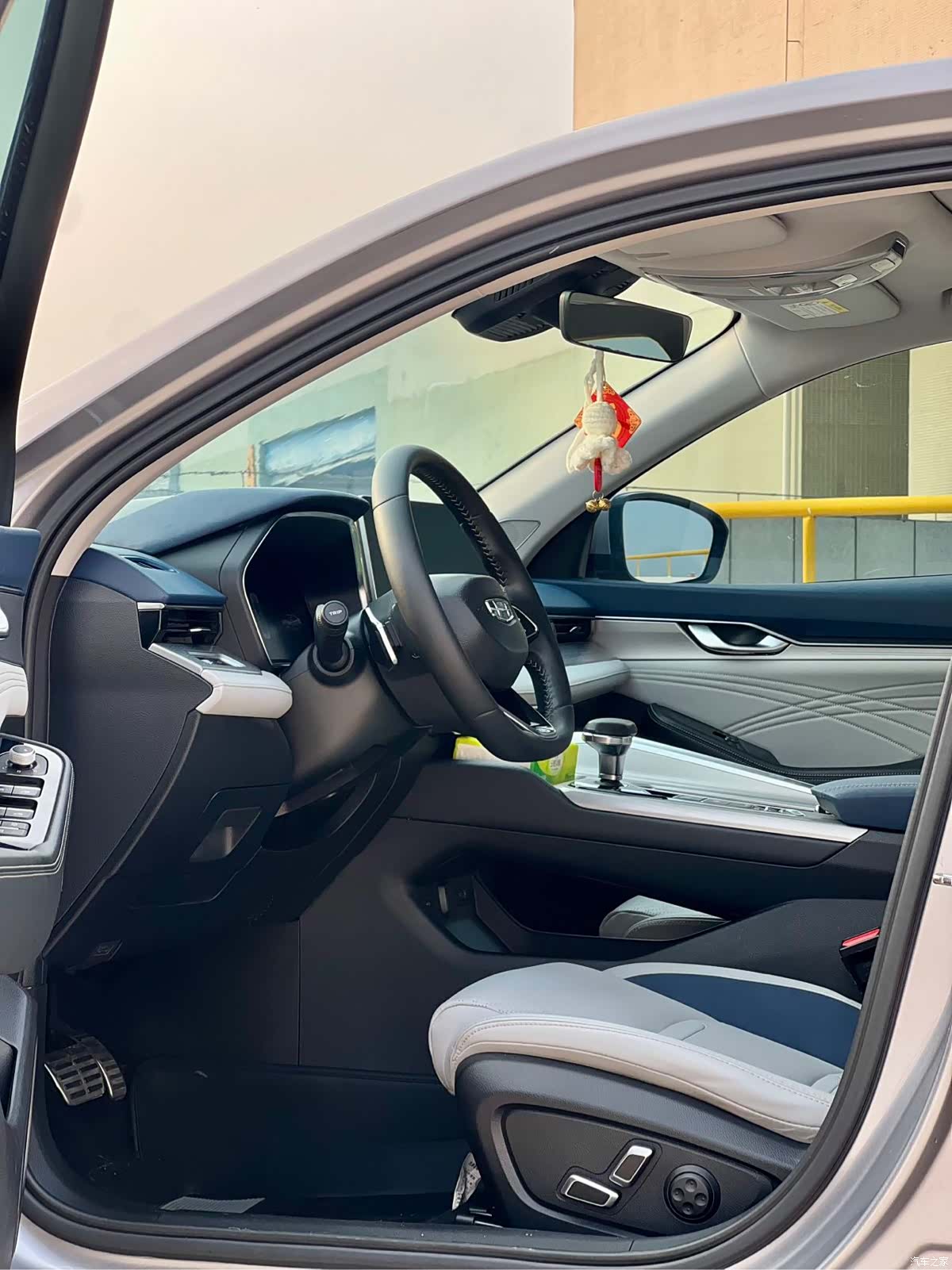Geely Preface, 2022 4