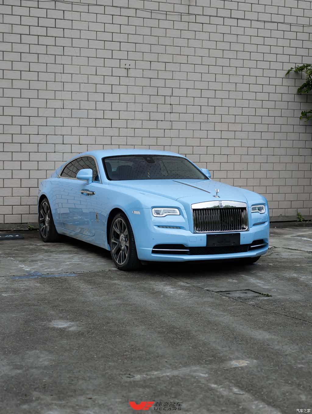 Rolls-Royce Wraith, 2022 3
