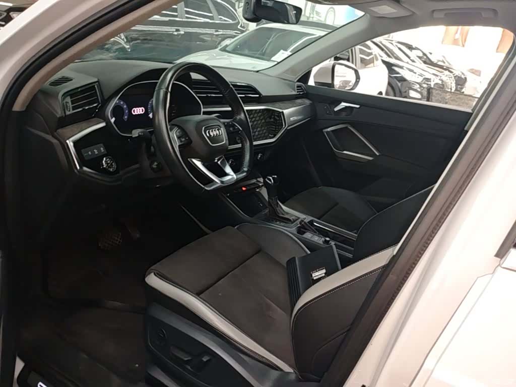Audi Q3, 2021 15