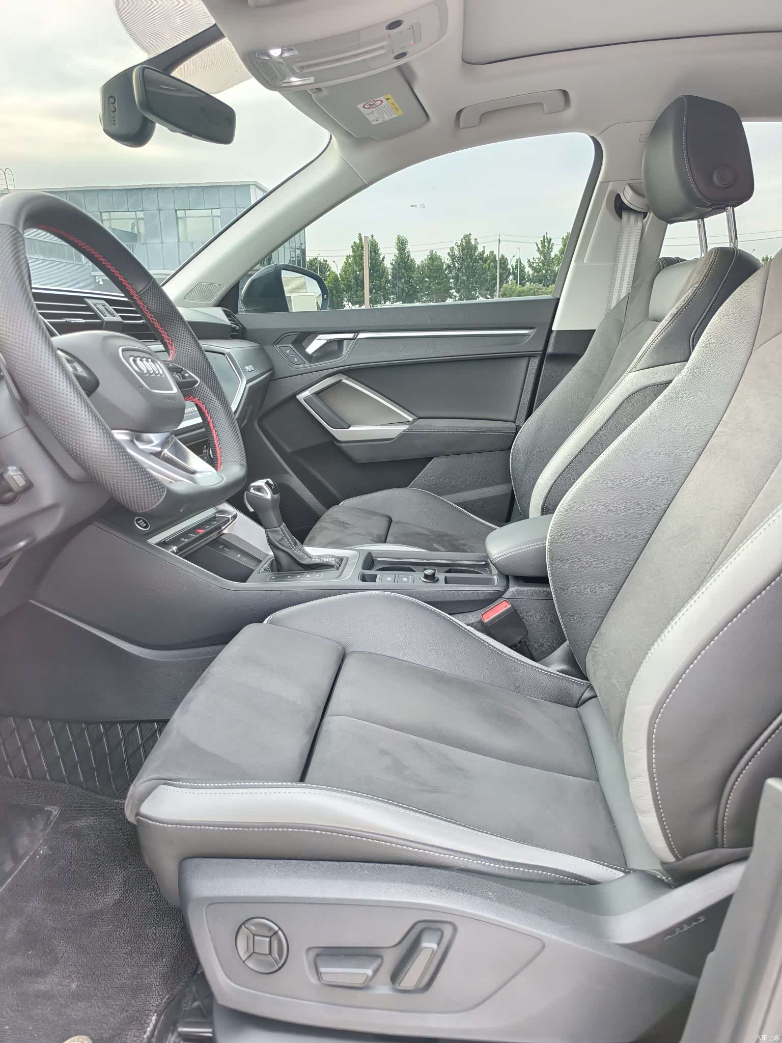Audi Q3, 2022 16