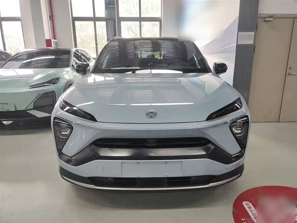 NIO ES6